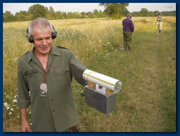 600x449 pixels (143K)